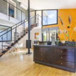 Ferienwohnung mit großem Wohnzimmer mit Kamin und Klimaanlage Luxusvilla
